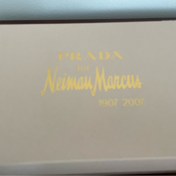 Prada for Neiman Marcus 100th Anniversary Crocodile Pumps Size 38 Retail $4,500 - Picture 15 of 16